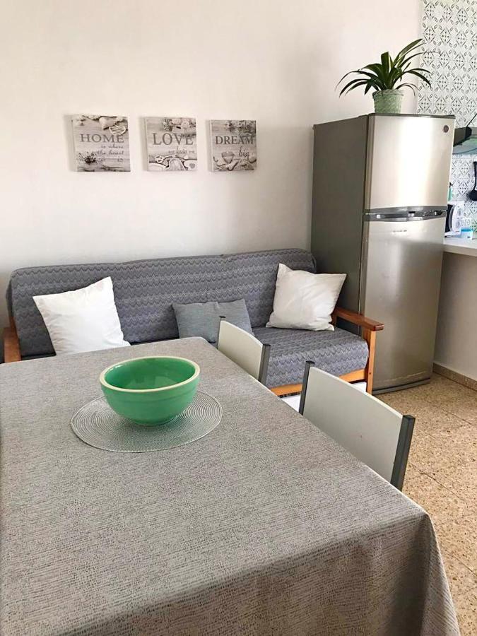 Apt Calmacabana A 50M Dal Mare Apartment Es Pujols Ngoại thất bức ảnh