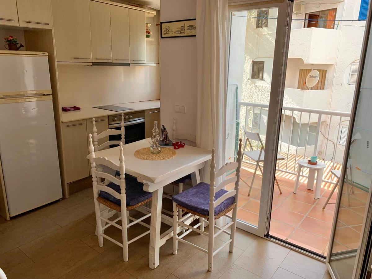 Apt Calmacabana A 50M Dal Mare Apartment Es Pujols Ngoại thất bức ảnh