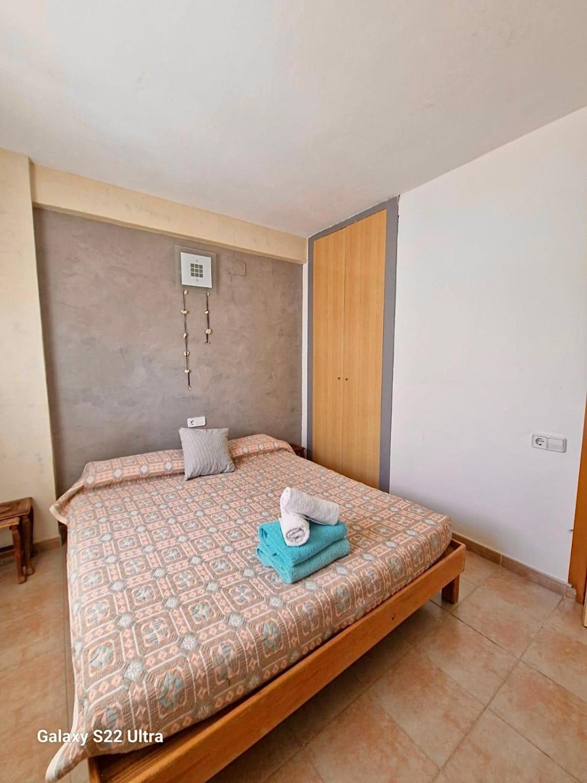 Apt Calmacabana A 50M Dal Mare Apartment Es Pujols Ngoại thất bức ảnh